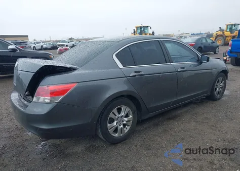 2010 Honda Accord 2.4 Lx-P z USA, uszkodzony, nr VIN 1HGCP2F4XAA003242